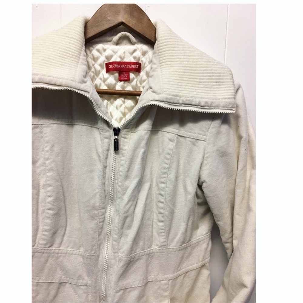 Gloria Vanderbilt | Off-White Winter Jacket Fitted - Picture 3 of 8